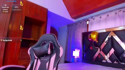 FOXXY online show from 6, 7, 2026
