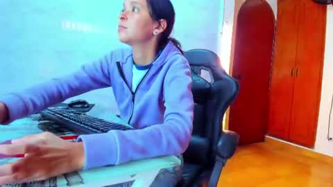 FOXXY online show from 4, 8, 2026