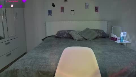 sweetieee_kira online show from 11, 7, 2026