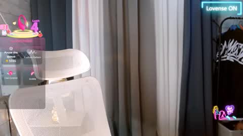 Snapshot of sweetiefox1 chatting on 13, 3, 2026 sweetiefox1 online show from 13, 3, 2026