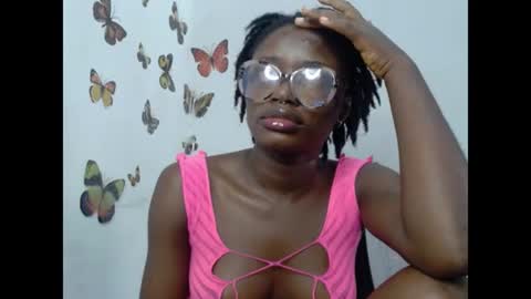 Snapshot of sweetjuicyclit chatting on 6, 7, 2026 zuri online show from 6, 7, 2026