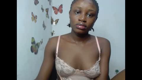 Snapshot of sweetjuicyclit chatting on 13, 7, 2026 zuri online show from 13, 7, 2026