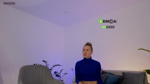 SweetKira1 online show from 3, 6, 2026