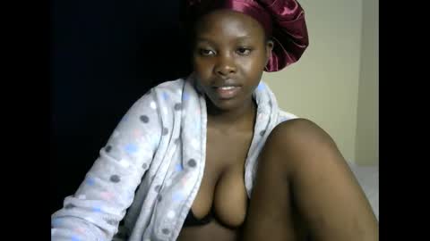 sweetkirrie online show from 17, 5, 2026