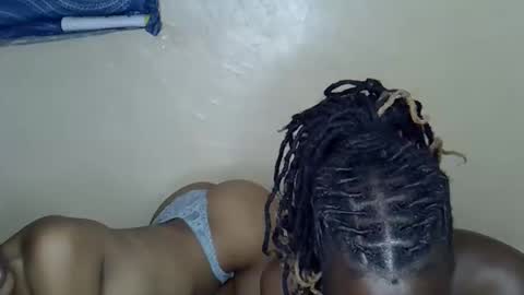 Snapshot of sweetlily_30 chatting on 30, 9, 2025 sweetlily_30 online show from 30, 9, 2025