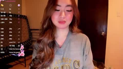 Snapshot of sweetlovepinay04 chatting on 8, 6, 2026 Zoe online show from 8, 6, 2026