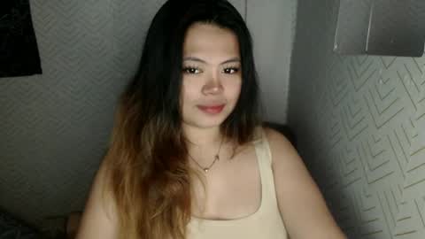 Snapshot of sweetlover_nicole chatting on 11, 6, 2026 NICOLE online show from 11, 6, 2026