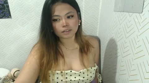 Snapshot of sweetlover_nicole chatting on 17, 6, 2026 NICOLE online show from 17, 6, 2026