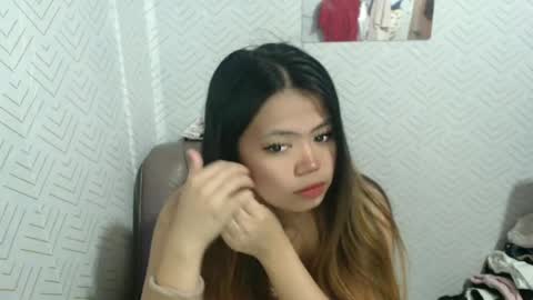 Snapshot of sweetlover_nicole chatting on 7, 7, 2026 NICOLE online show from 7, 7, 2026