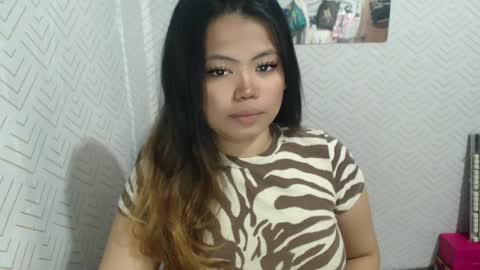 Snapshot of sweetlover_nicole chatting on 27, 7, 2026 NICOLE online show from 27, 7, 2026