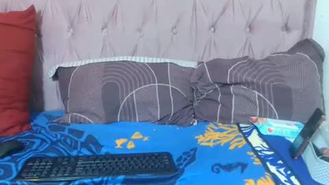 sweetmellowx1 online show from 5, 7, 2026