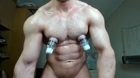 Snapshot of sweetmuscles_boy chatting on 29, 9, 2025 Lorenzo online show from 29, 9, 2025