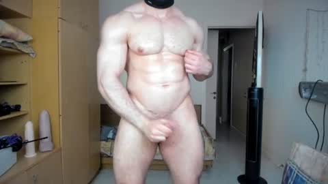 Snapshot of sweetmuscles_boy chatting on 7, 7, 2026 Lorenzo online show from 7, 7, 2026