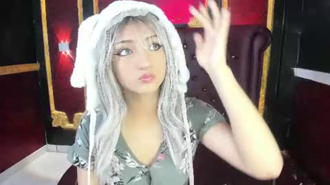 Snapshot of sweetness_siren chatting on 11, 6, 2026 siren online show from 11, 6, 2026