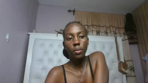 Novah girlie online show from 16, 6, 2026