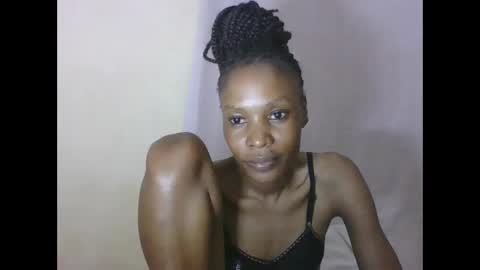 ESTHER online show from 17, 10, 2025