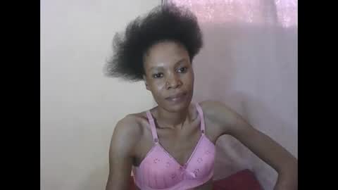 ESTHER online show from 1, 5, 2026