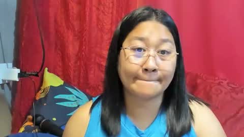 Snapshot of sweetpilipina88 chatting on 2, 4, 2026 MIA online show from 2, 4, 2026