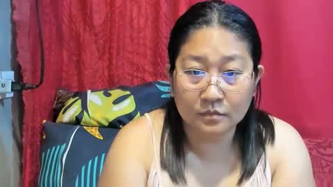 Snapshot of sweetpilipina88 chatting on 9, 4, 2026 MIA online show from 9, 4, 2026