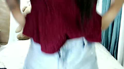 Snapshot of sweetprincess_athena chatting on 5, 2, 2025 Princess Ella online show from 5, 2, 2025