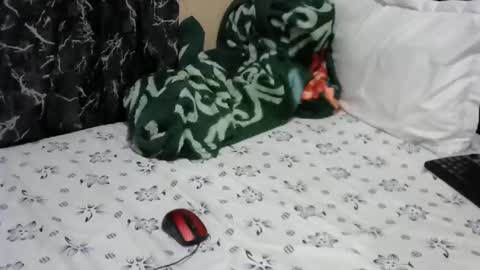 Snapshot of sweetqueen04 chatting on 5, 12, 2024 princess Nelly online show from 5, 12, 2024