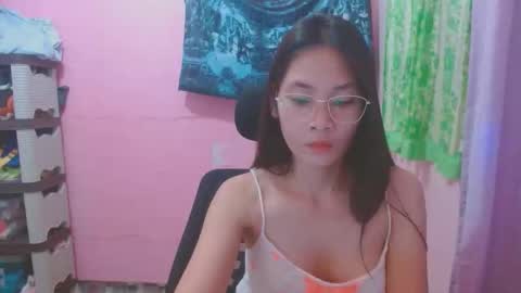 Mia online show from 7, 5, 2026