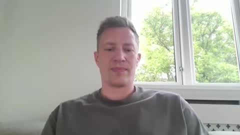 Snapshot of sweetsinner83 chatting on 27, 5, 2026 sweetsinner83 online show from 27, 5, 2026
