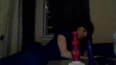 Sweet Tooth Trixie online show from 10, 2, 2026