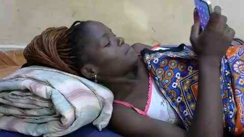 Snapshot of sweetvallerie chatting on 9, 2, 2025 sweetvallerie online show from 9, 2, 2025