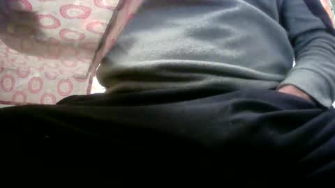 Snapshot of sweetwarrior32 chatting on 19, 1, 2025 Ricky32 online show from 19, 1, 2025