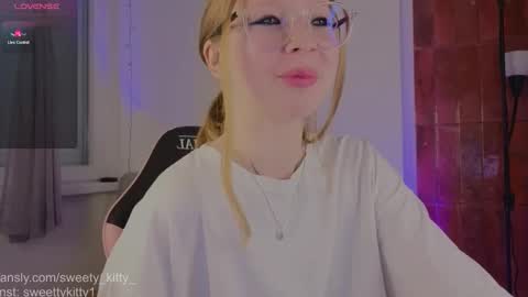 Jenny  give it a sub online show from 29, 3, 2026