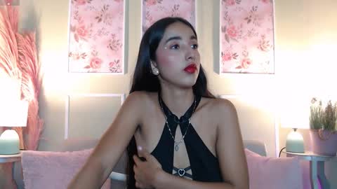 Snapshot of sweetylally chatting on 19, 1, 2026 LAURA online show from 19, 1, 2026