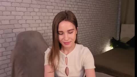 Snapshot of swetskitt chatting on 8, 10, 2025 Milana online show from 8, 10, 2025