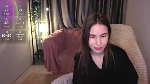 Snapshot of swetskitt chatting on 18, 10, 2025 Milana online show from 18, 10, 2025