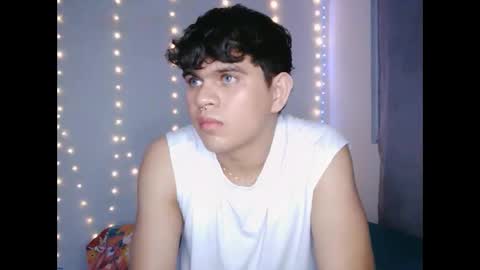 Snapshot of swetty_diamon chatting on 11, 11, 2025 swetty_diamon online show from 11, 11, 2025