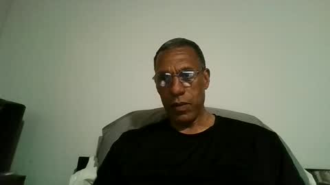 swimmerbod2495 online show from 6, 6, 2026