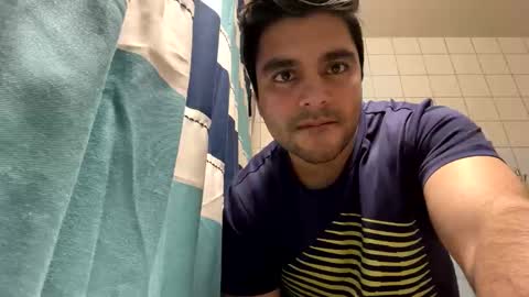 Snapshot of switchitup__ chatting on 12, 11, 2025 switchitup__ online show from 12, 11, 2025