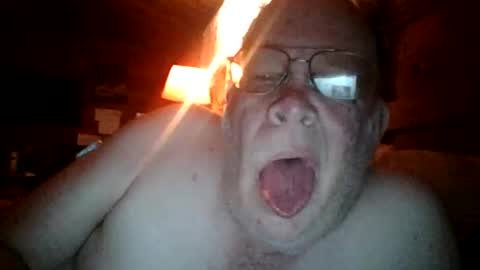 Snapshot of swm769 chatting on 28, 11, 2025 swm online show from 28, 11, 2025