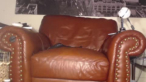 Snapshot of swolebbc chatting on 2, 1, 2025 The DickGod online show from 2, 1, 2025