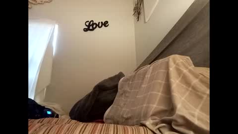 Snapshot of swollenclitneedsdad chatting on 17, 2, 2026 swollenclitneedsdad online show from 17, 2, 2026