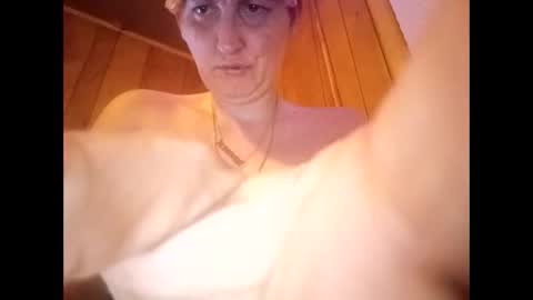 Snapshot of swollenclitneedsdad chatting on 13, 4, 2026 swollenclitneedsdad online show from 13, 4, 2026