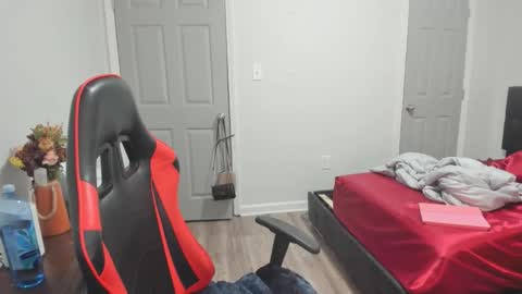 Snapshot of sxamleuy chatting on 15, 12, 2025 sxamleuy online show from 15, 12, 2025