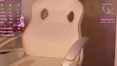 Snapshot of sydney_max chatting on 3, 10, 2025 Milena online show from 3, 10, 2025