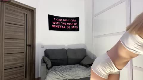 Snapshot of sydneyhackathorn chatting on 23, 2, 2026 Mona online show from 23, 2, 2026