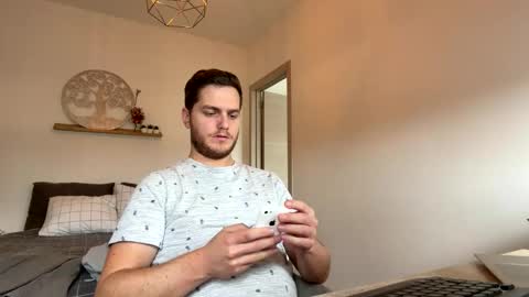 syl092 online show from 18, 4, 2026