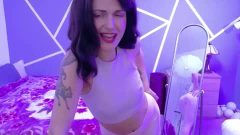 Snapshot of sylvianyvellero chatting on 14, 3, 2026 sylvianyvellero online show from 14, 3, 2026