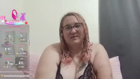 Synstress Lily online show from 24, 4, 2026