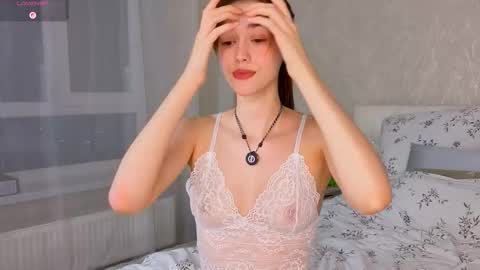 Snapshot of t_tragedienne chatting on 1, 2, 2026 Heeey im Helena3 -- fav555100333 -- pvts only premium and after my public show 3 online show from 1, 2, 2026