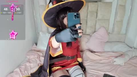 Snapshot of ta_miau chatting on 26, 12, 2024 Nice to meet you I am Mia3 online show from 26, 12, 2024