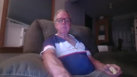 tacrunner66_ online show from 14, 9, 2025